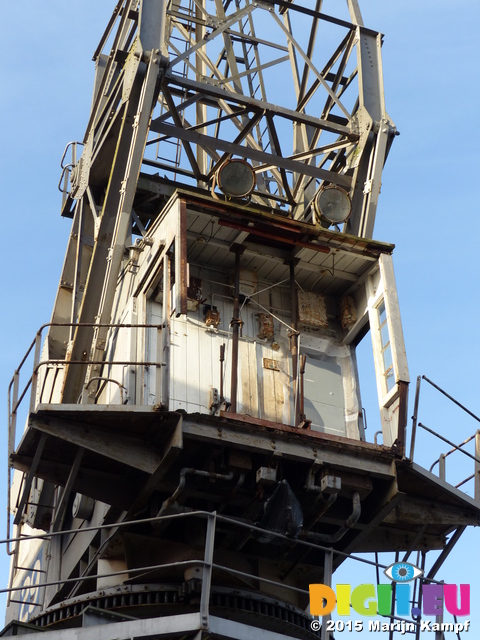 FZ011666 Old crane by M Shed, Bristol Floating Harbour